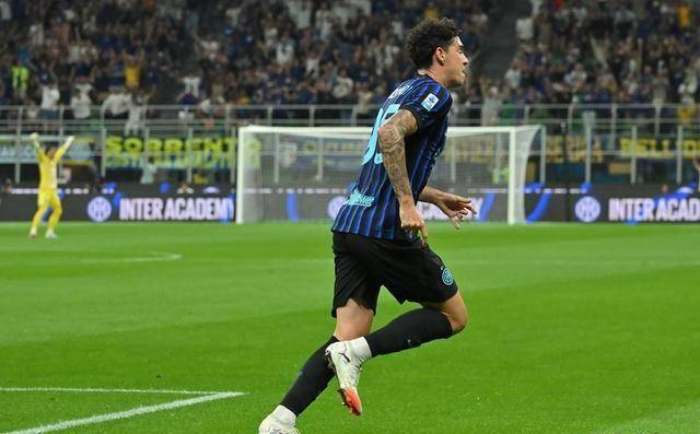 满冠体育网页入口-清晨意甲传出新动向，阿贾克斯临场应变，管理层表态——媒体盛赞，心理建设被强调的简单介绍